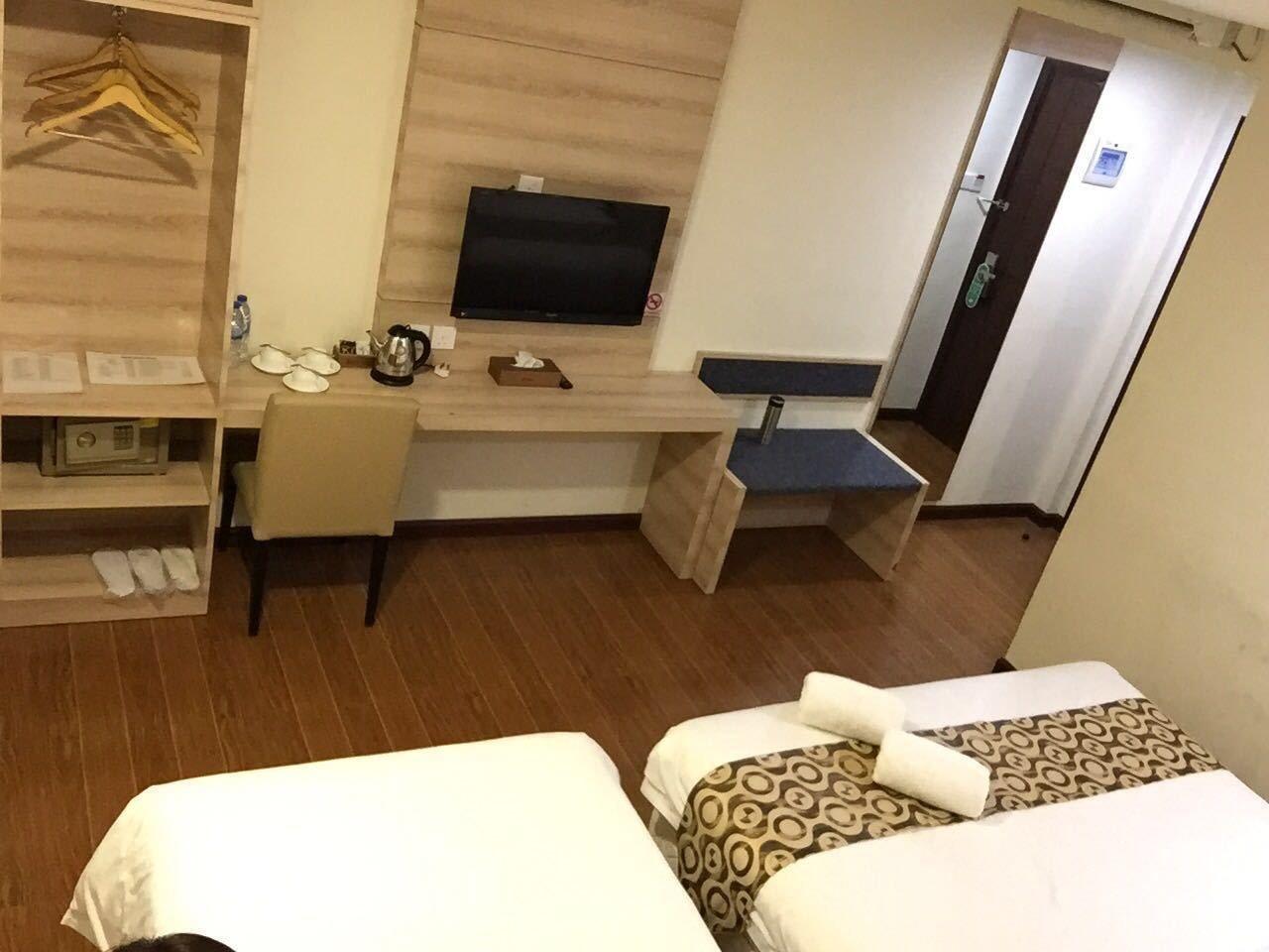 Hana Hotel Batam Buitenkant foto