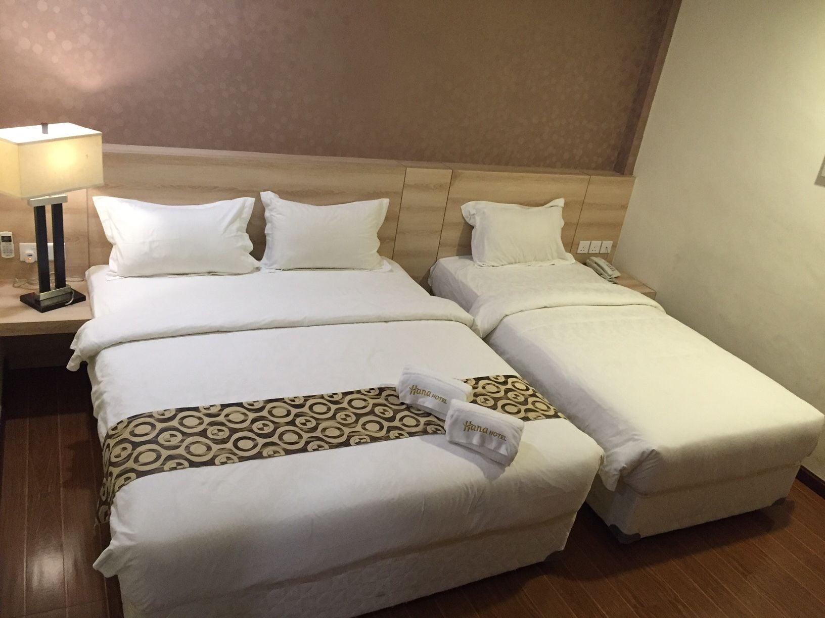 Hana Hotel Batam Buitenkant foto