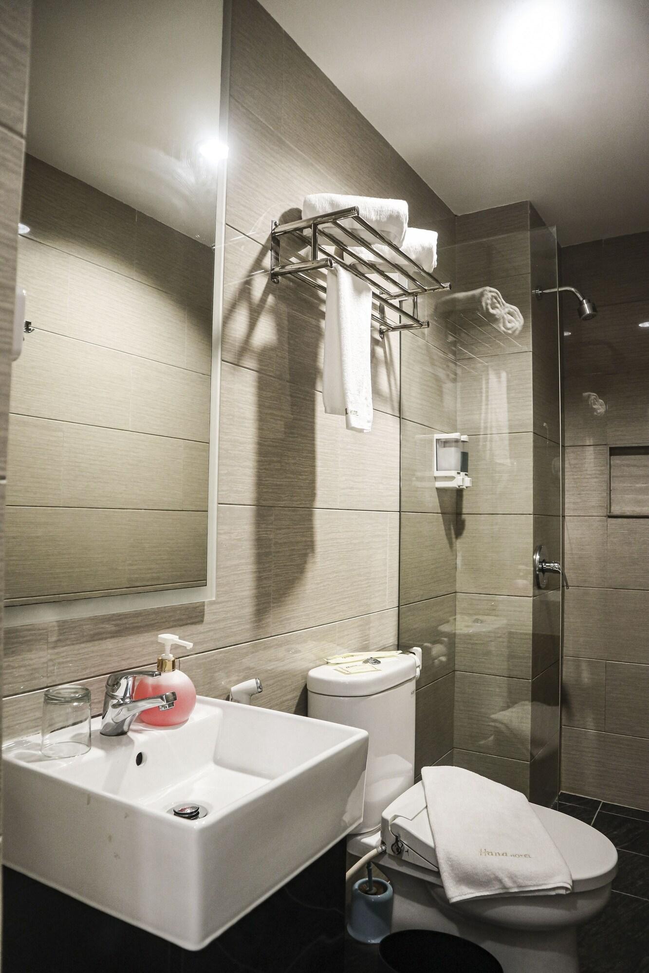 Hana Hotel Batam Buitenkant foto