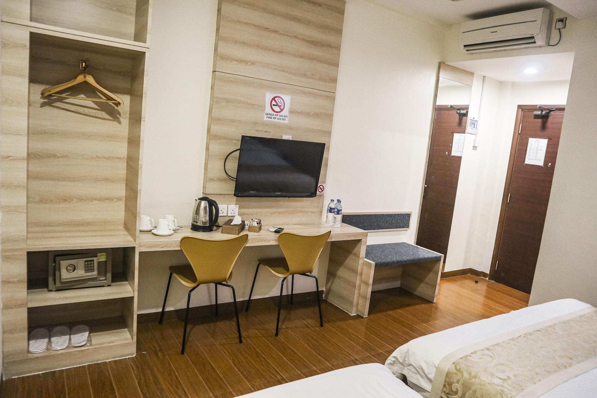 Hana Hotel Batam Buitenkant foto