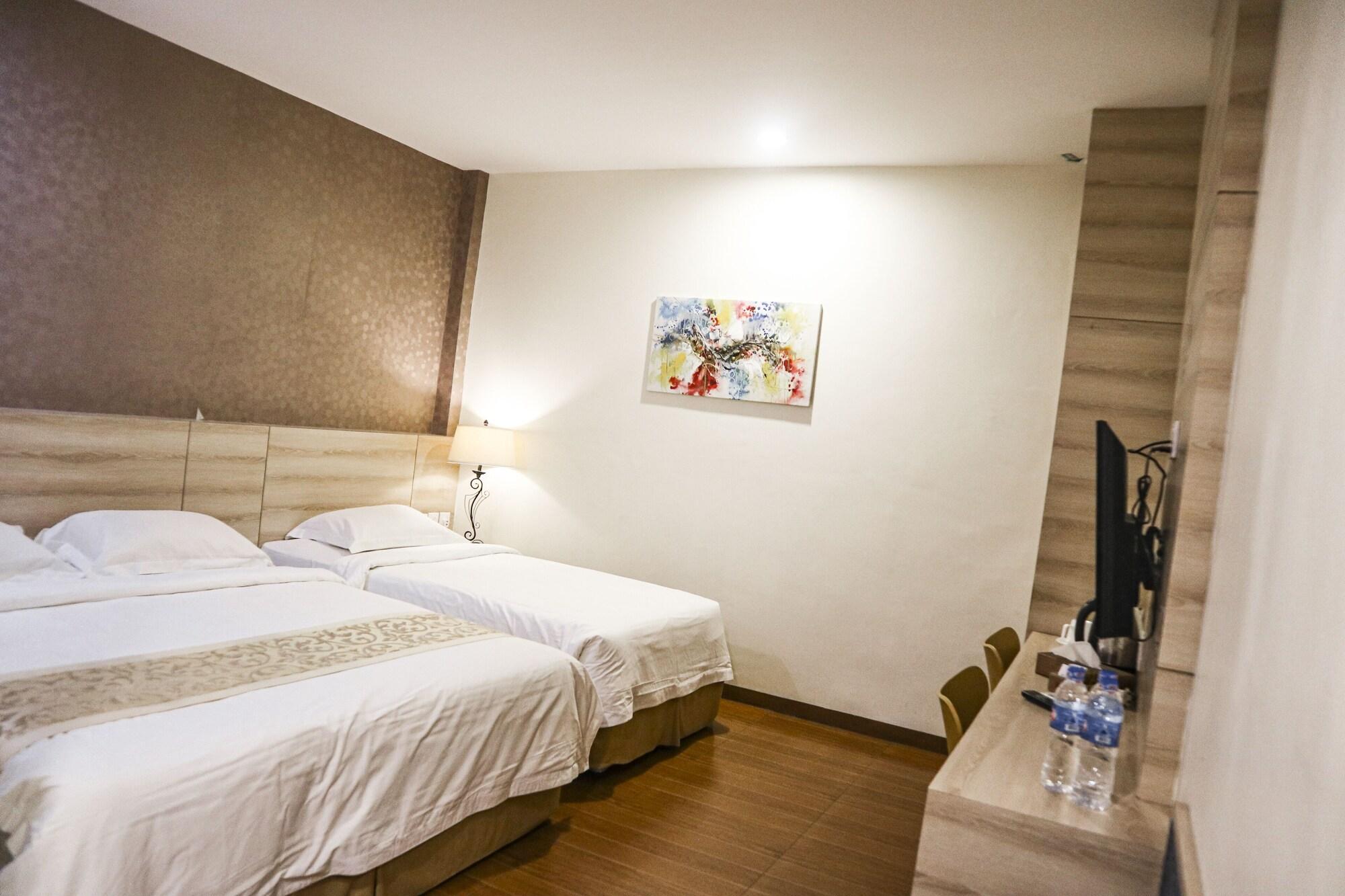 Hana Hotel Batam Buitenkant foto