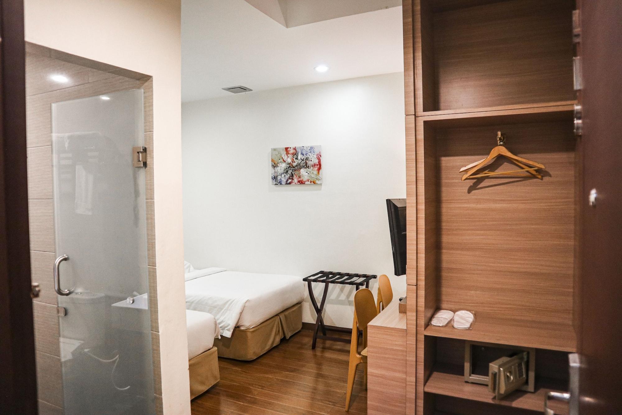 Hana Hotel Batam Buitenkant foto